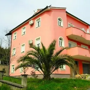 https://apartments-eni-lovran.in-istria.net